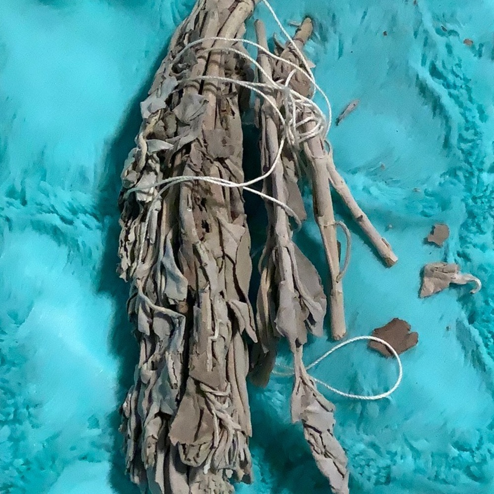 SAGE AND OTHER HERBS 🌿 TO BURN 🔥 FOR ZEN - Picture 3 of 6